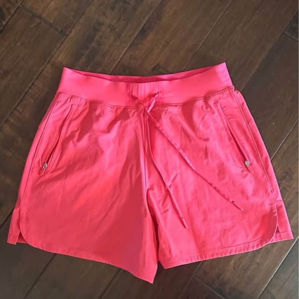 Lululemon License to Train High-Rise Short